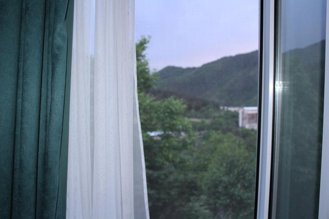 Guest House On Meskheti Borjomi Esterno foto
