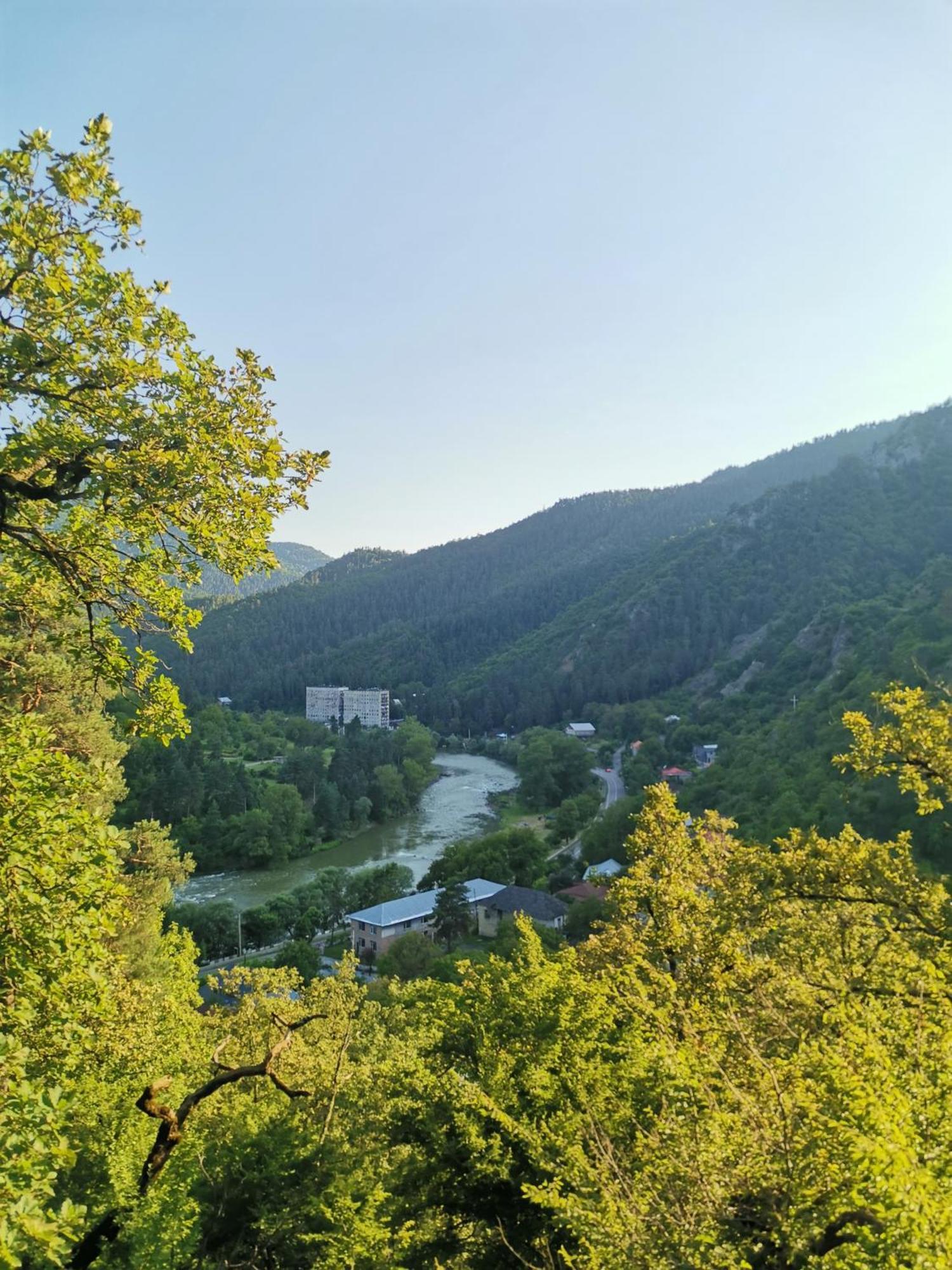 Guest House On Meskheti Borjomi Esterno foto