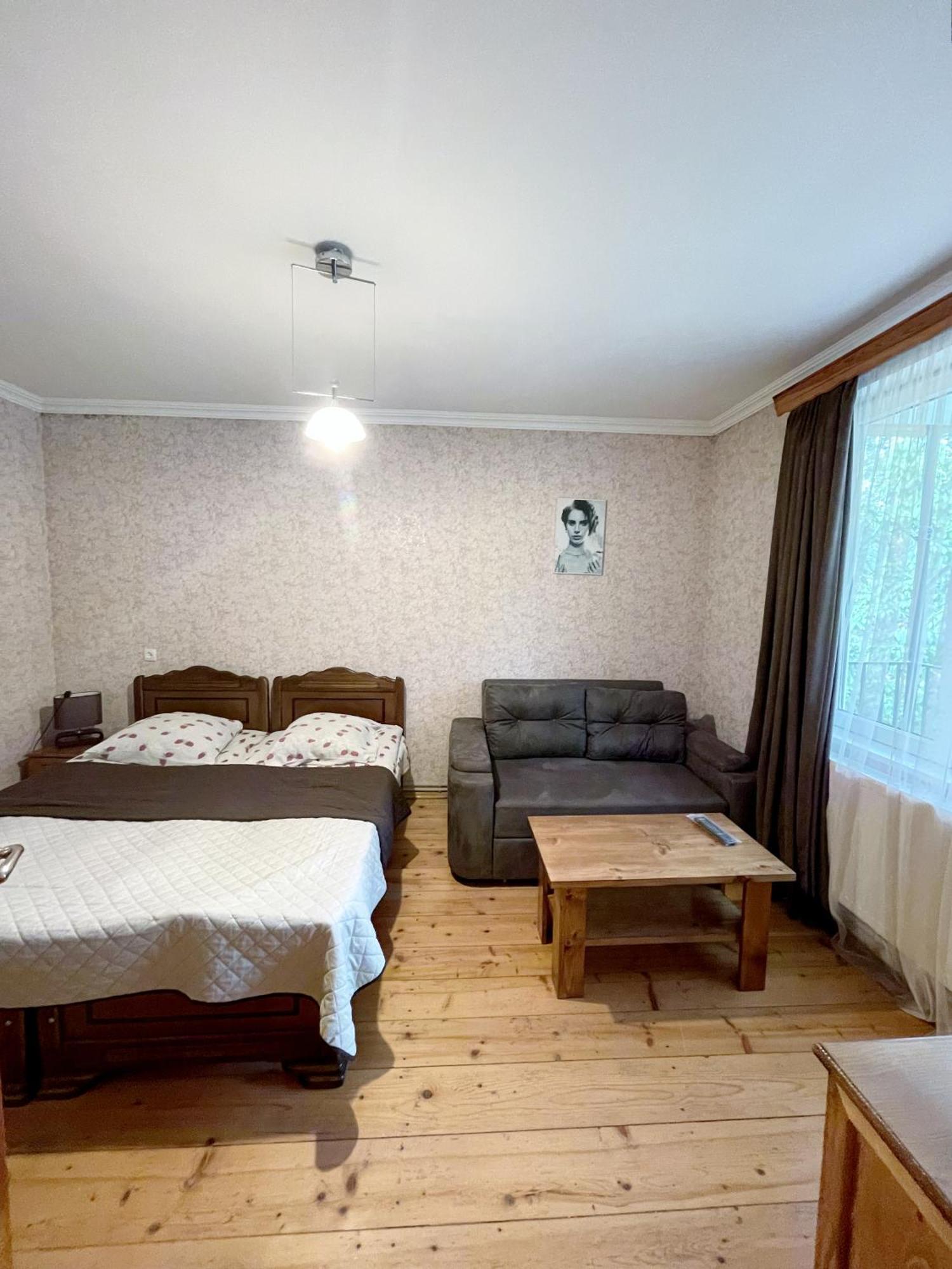 Guest House On Meskheti Borjomi Esterno foto