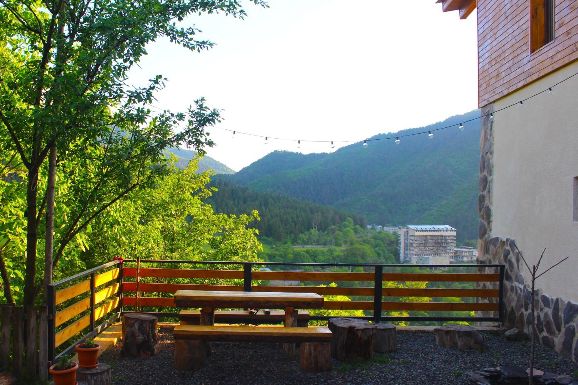 Guest House On Meskheti Borjomi Esterno foto